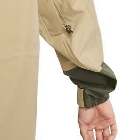 Nike Men’s ACG GORE-TEX jacket (khaki) - Picture 5 of 6